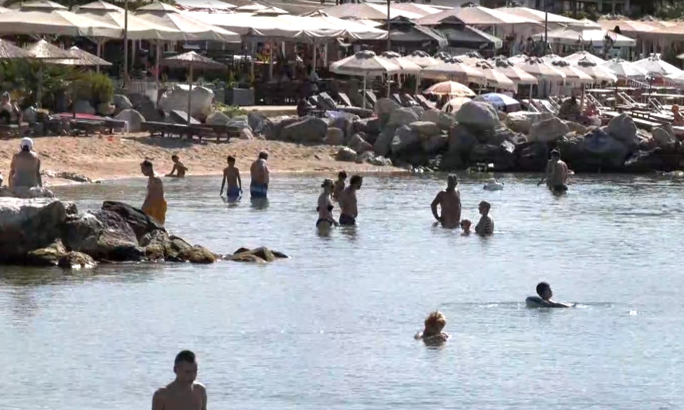 Μέχρι τα τέλη Οκτώβρη η τουριστική κίνηση σε Χαλκιδική και Πιερία