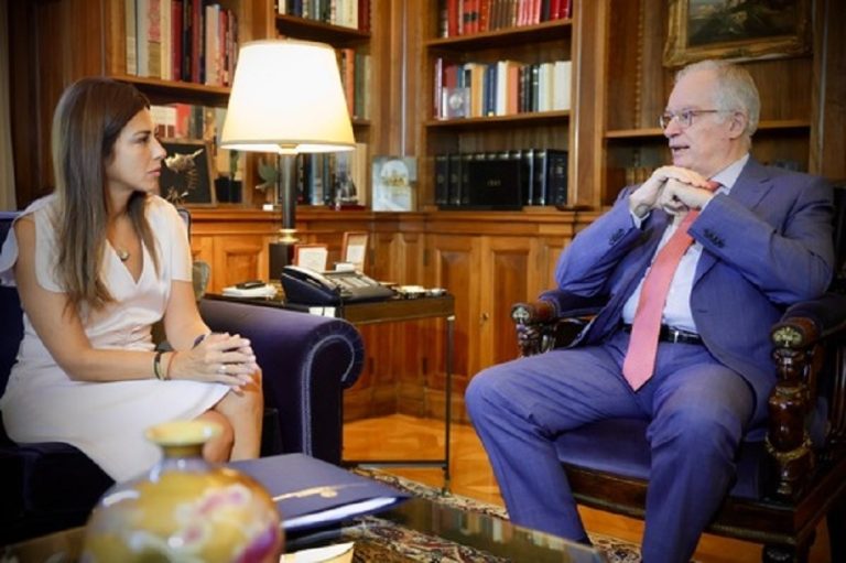 Συνάντηση του Προέδρου της Δημοκρατίας Κ. Τασούλα με την Υπουργό Παιδείας Σ. Ζαχαράκη