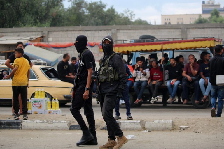 Οι ΗΠΑ ισχυρίζονται ότι υπάρχουν «αξιόπιστες αναφορές» για επικείμενη παραβίαση της συμφωνίας κατάπαυσης του πυρός από τη Χαμάς