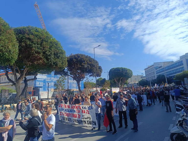 Με μεγάλη συμμετοχή η απεργιακή κινητοποίηση στα Χανιά (photos)