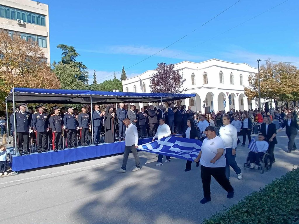 Με λαμπρότητα τίμησε το “ΟΧΙ” και η Κομοτηνή