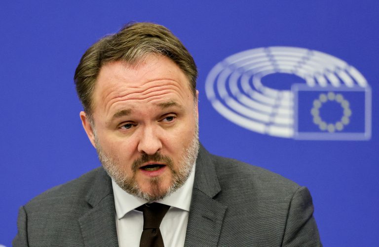 Επίτροπος Ενέργειας για διασύνδεση Ελλάδας – Κύπρου: Το έργο είναι μεγάλης σημασίας για την ΕΕ