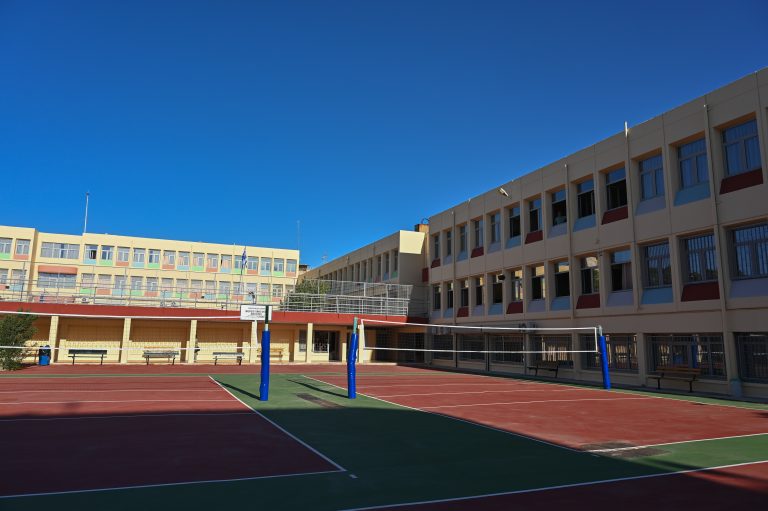 ΕΛΣΤΑΤ: 7 στους 10 νέους θεωρούν ότι η εκπαίδευσή τους καλύπτει τις απαιτήσεις της εργασίας τους