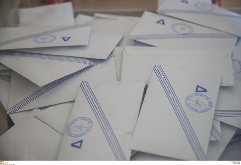 Δημοσκόπηση Interview: Προβάδισμα 10,8 της ΝΔ έναντι του ΠΑΣΟΚ, στο 29,3% στην εκτίμηση ψήφου