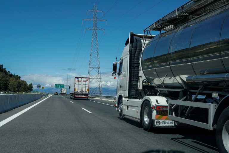 Συνελήφθη 57χρονος οδηγός φορτηγού χωρίς άδεια – Πρόστιμο 2.365 ευρώ και νέα αφαίρεση άδειας ένα χρόνο για την υποτροπή