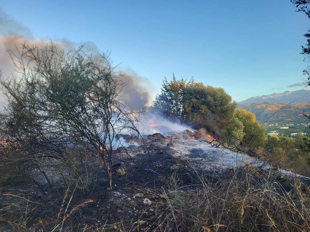 Χανιά: Φωτιά ξέσπασε στο Παλιό ΠΙΠΚΑ – Υπό πλήρη έλεγχο η φωτιά στην Αγιά