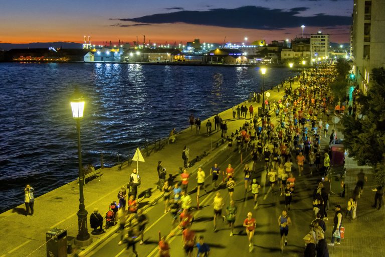 Θεσσαλονίκη: Κυκλοφοριακές ρυθμίσεις ενόψει του 13ου Διεθνή Νυχτερινού Ημιμαραθωνίου
