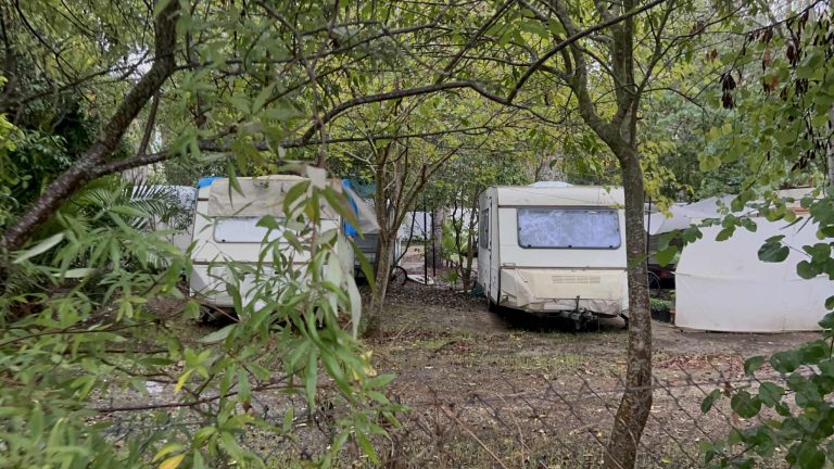 Διπλή δολοφονία στη Φοινικούντα: Έξι σφαίρες έριξε ο δράστης – Πού στρέφονται οι έρευνες των Αρχών