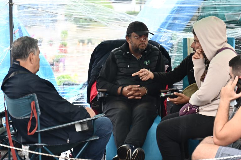 Στο Γενικό Κρατικό Νίκαιας για εξετάσεις ο απεργός πείνας Πάνος Ρούτσι 