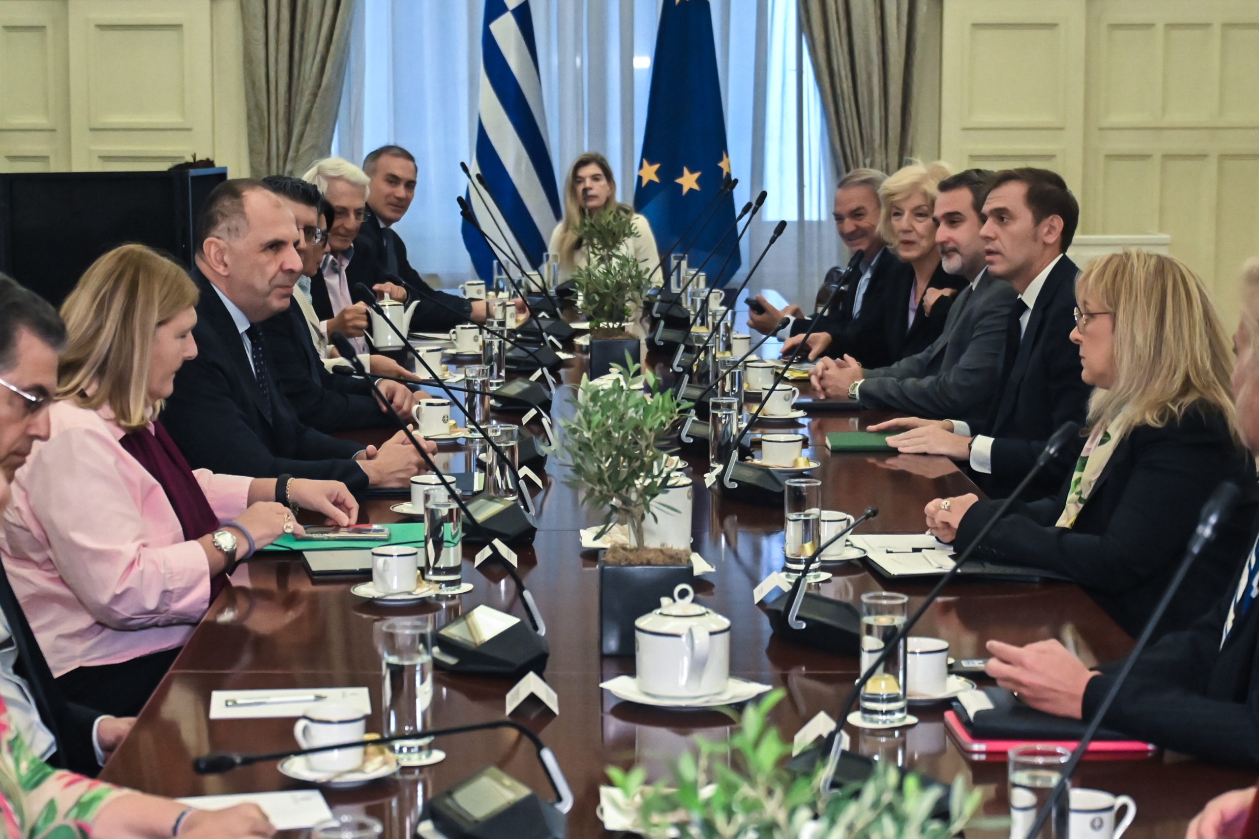 [380828] ΣΥΓΚΛΗΣΗ ΤΟΥ ΕΘΝΙΚΟΥ ΣΥΜΒΟΥΛΙΟΥ ΕΞΩΤΕΡΙΚΗΣ ΠΟΛΙΤΙΚΗΣ  (ΚΩΣΤΑΣ ΤΖΟΥΜΑΣ/EUROKINISSI)