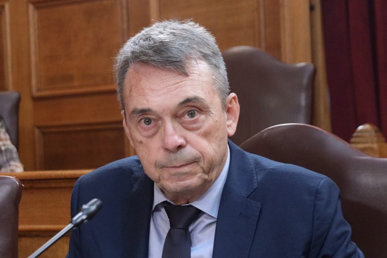 Πηγές ΣΥΡΙΖΑ για Εξεταστική: Σήμερα επιβεβαιώθηκε ότι ο Γρ. Βάρρας υπηρετεί τα συμφέροντα Μαξίμου 