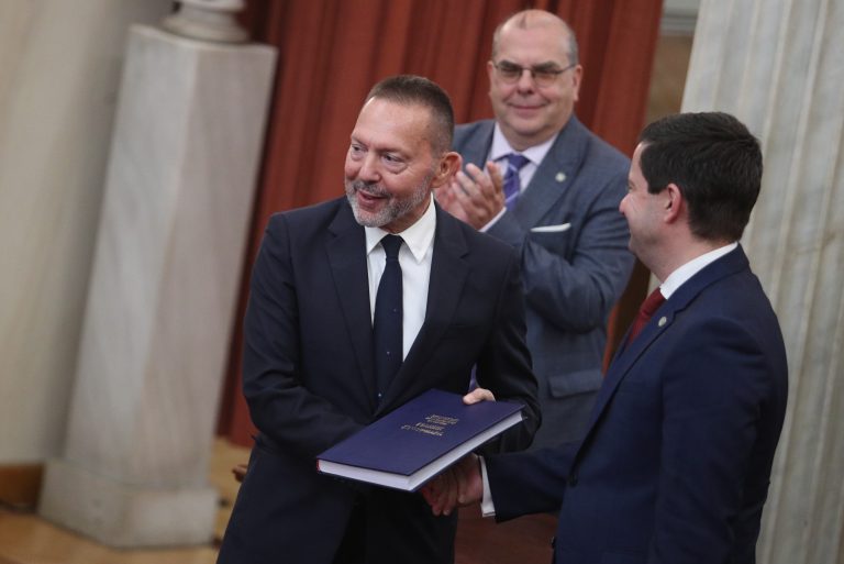 Γ. Στουρνάρας: «Η Ελλάδα αποτελεί ελκυστικό επενδυτικό προορισμό» – Τον τίμησε το ΕΚΠΑ