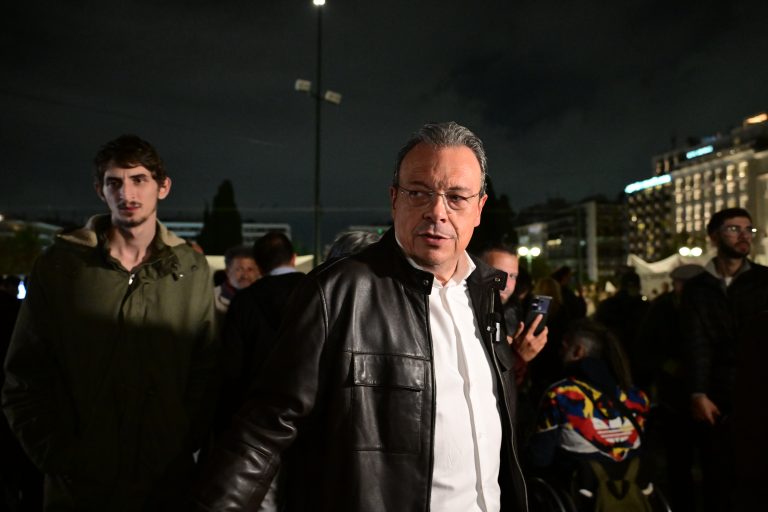 Σ. Φάμελλος: Η Τροπολογία για το μνημείο του Αγνώστου Στρατιώτη είναι ντροπιαστική για τη χώρα και τη Δημοκρατία μας