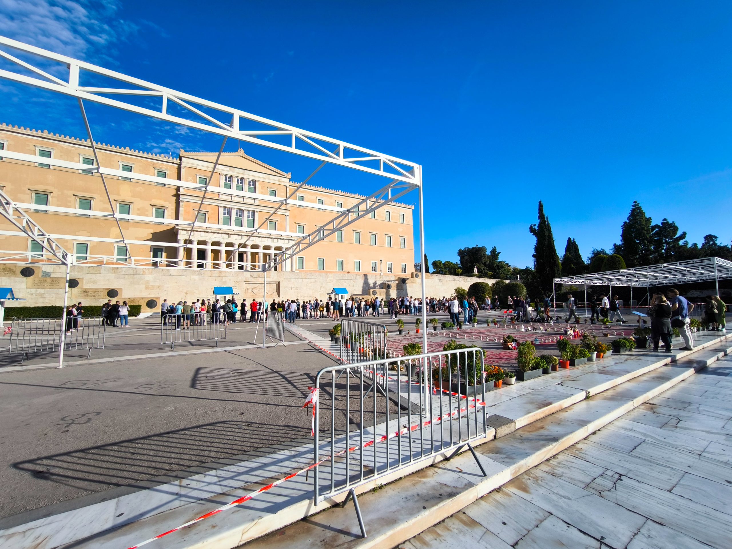 ΠΛΑΤΕΙΑ ΣΥΝΤΑΓΜΑΤΟΣ ΠΡΟΕΤΟΙΜΑΣΙΕΣΓΙΑ ΤΗ ΜΑΘΗΤΙΚΗ ΠΑΡΕΛΑΣΗ (ΓΙΩΡΓΟΣ ΚΟΝΤΑΡΙΝΗΣ/ EUROKINISSI)