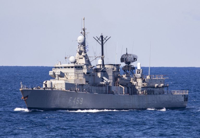 Η φρεγάτα “Αδρίας” θα καταπλεύσει στο λιμάνι της Θεσσαλονίκης