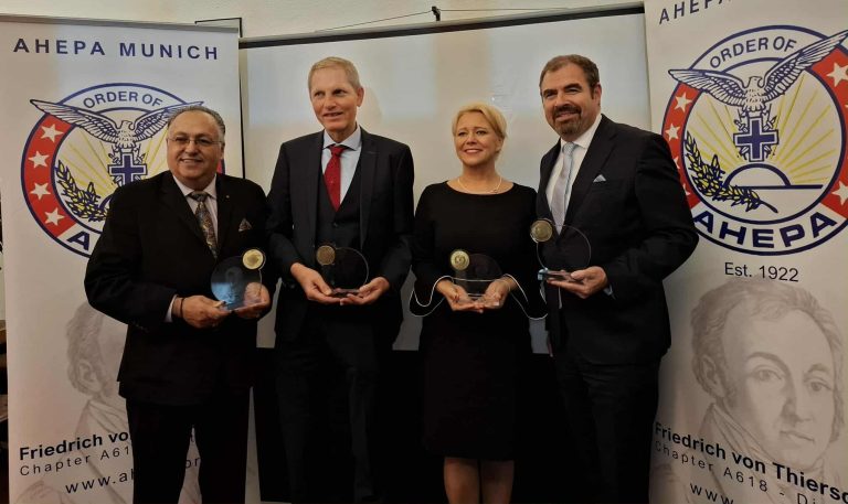 Μόναχο: Απονεμήθηκαν τα βραβεία Friedrich von Thiersch