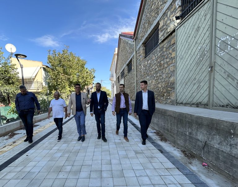Αυτοψία του περιφερειάρχη Δυτικής Ελλάδας σε αναπλάσεις στα Λεχαινά και την Ανδραβίδα