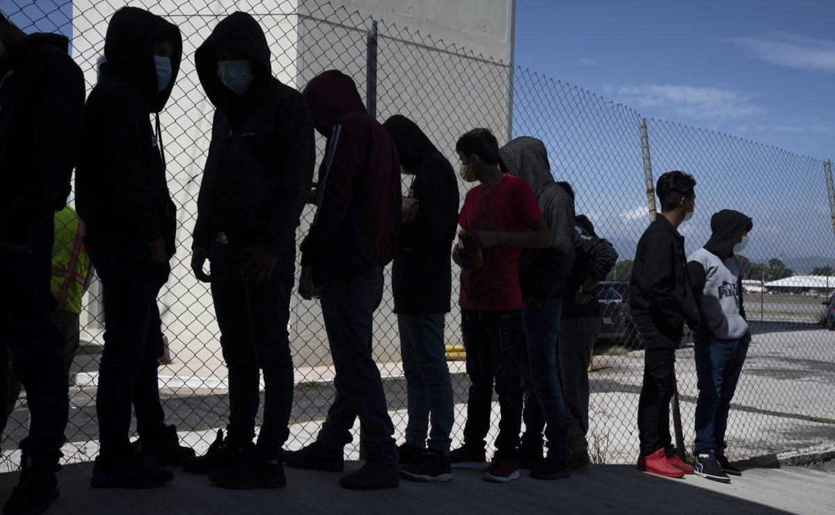Η Γουατεμάλα υποδέχεται την πρώτη πτήση από τις ΗΠΑ με απελαθέντες μετανάστες από τρίτες χώρες