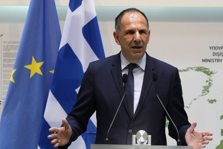 Γ. Γεραπετρίτης από Λουξεμβούργο: Θα βοηθήσουμε στην ανασυγκρότηση της Γάζας και στην ανθρωπιστική βοήθεια