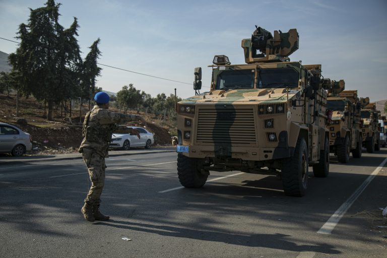 Παράταση για τρία χρόνια της τουρκικής στρατιωτικής παρουσίας σε Συρία και Ιράκ