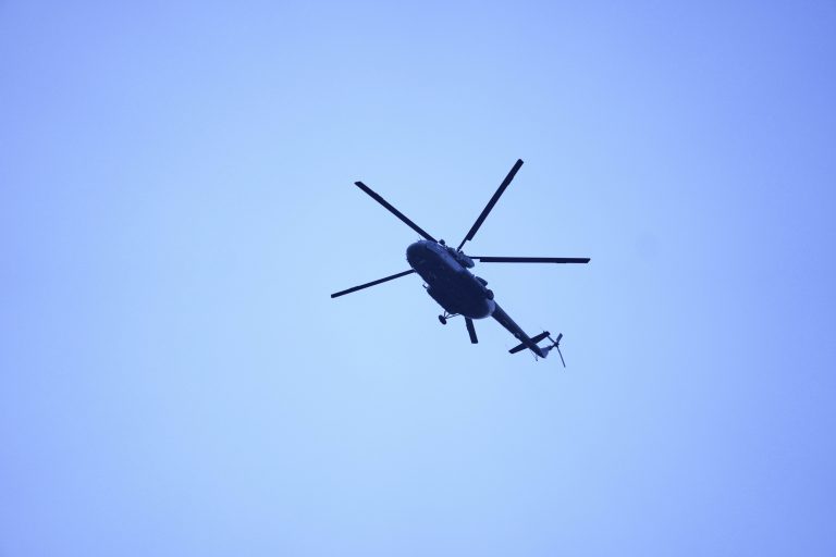 Συντριβή ελικοπτέρου σε χωράφι στη Βρετανία