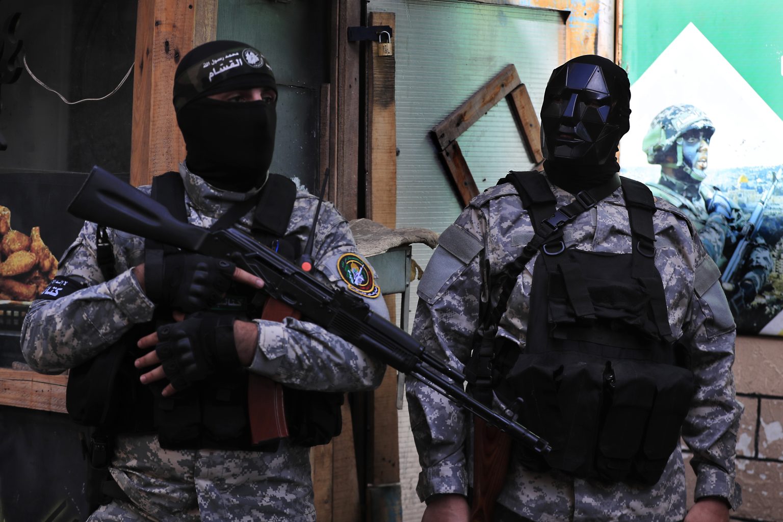 Συγκρούσεις μεταξύ της Χαμάς και ένοπλων φατριών στην Πόλη της Γάζας Συγκρούσεις μεταξύ της Χαμάς και ένοπλων φατριών στην Πόλη της Γάζας