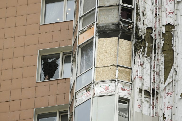 Ουκρανική επίθεση με drones στη Μόσχα – Πέντε τραυματίες