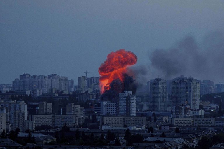 Ρωσία: Τουλάχιστον 12 νεκροί εξαιτίας εκρήξεων σε εργοστάσιο