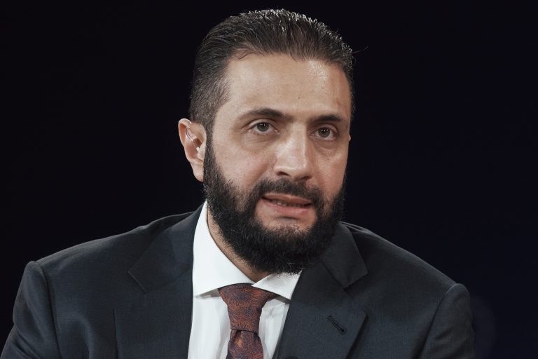 Συρία: Ο πρόεδρος Σάρα θα επισκεφθεί τη Μόσχα – Στο επίκεντρο η παράδοση του πρώην προέδρου Άσαντ στη Δαμασκό