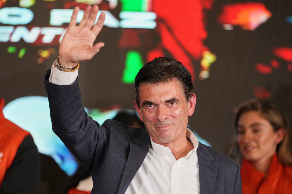 Ροδρίγο Πας: Η Βολιβία ξαναβρίσκει τη θέση της στον κόσμο