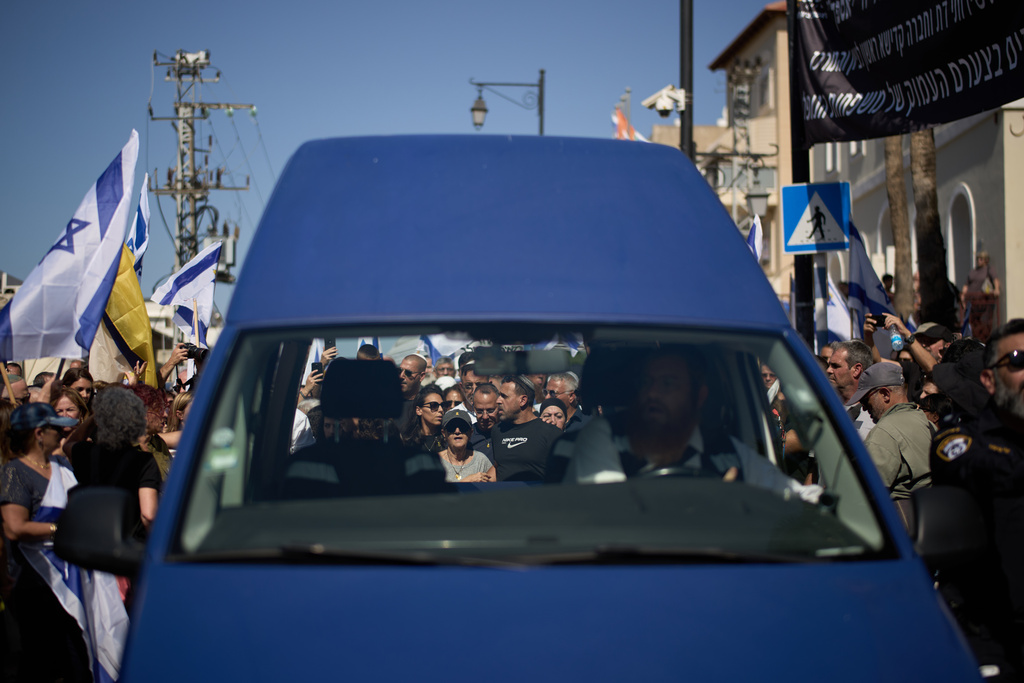 Γάζα: Τη σορό ενός ακόμη ομήρου παρέλαβε το Ισραήλ