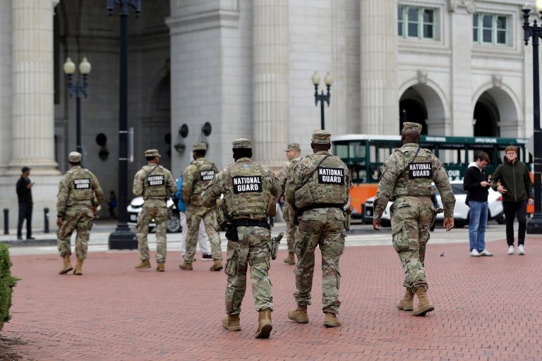 ΗΠΑ: Δικαστήριο μπλόκαρε «επ’ αόριστον» την ανάπτυξη της Εθνοφρουράς στο Πόρτλαντ