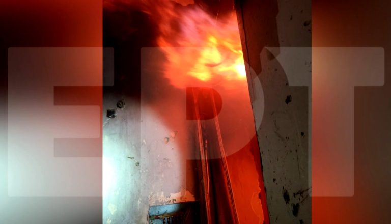 Θεσσαλονίκη: Δικαστικός αστυνομικός «μπήκε» στη φωτιά και έσωσε 15χρονο αγόρι