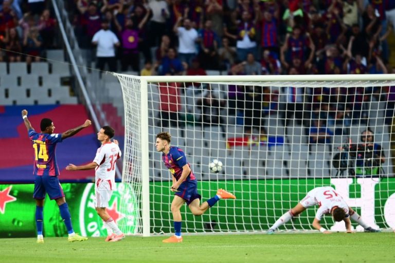 Champions League: Κατέρρευσε μετά την αποβολή ο Ολυμπιακός και γνώρισε βαριά συντριβή 6-1 από την Μπαρτσελόνα
