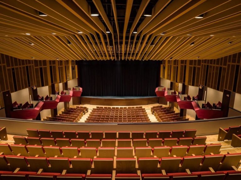 Ανοίγει αύριο η πλατφόρμα προπώλησης εισιτηρίων για κορυφαίες εκδηλώσεις του δήμου Βόλου