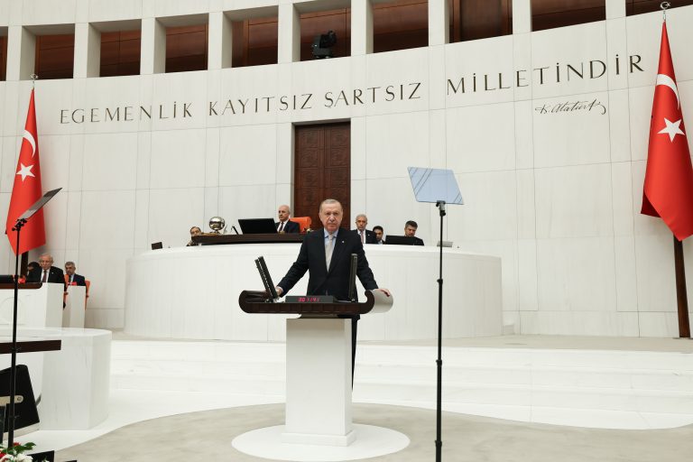 Ερντογάν: «Δεν θα επιτρέψουμε να επαναληφθεί το παρελθόν στη Συρία»