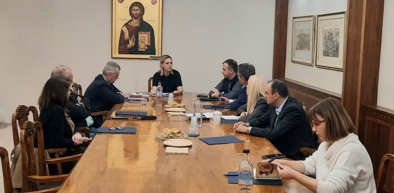 Σέρρες: Σύσκεψη στο Δήμο για τα πρώην στρατόπεδα μετά τις αγωγές του Ταμείου Εθνικής Άμυνας