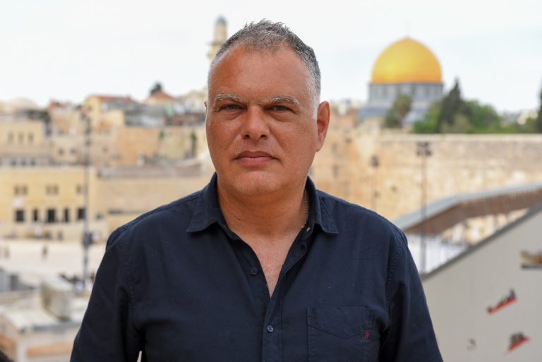 Γ. Χαρίτος στο ΕΡΤnews Radio 105,8: Η Χαμάς προσανατολίζεται σε μία απάντηση «Ναι μεν, αλλά» για το σχέδιο Τραμπ (audio)