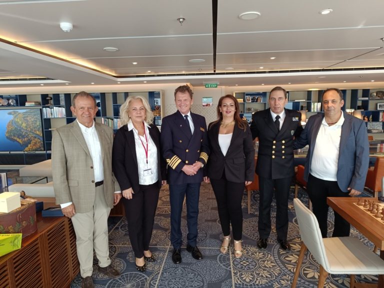 Στο λιμάνι του Βόλου το κρουαζιερόπλοιο «VIKING VELA»