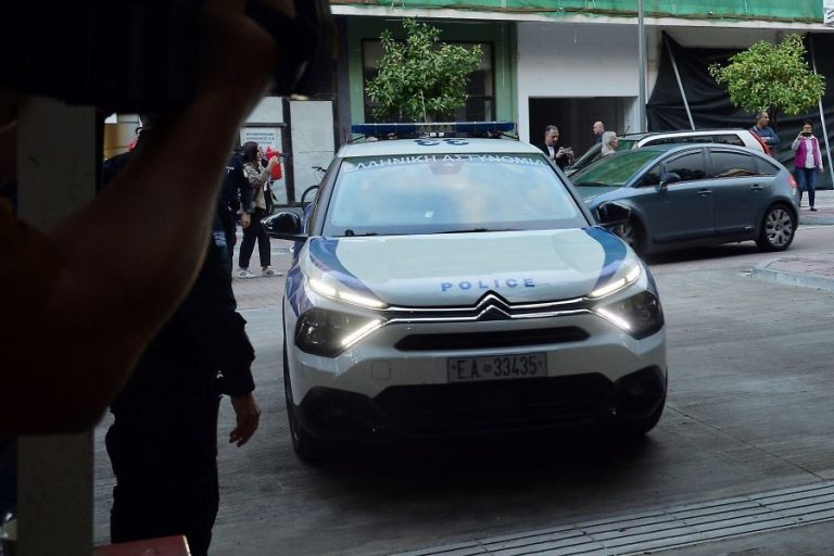 Διπλό έγκλημα στη Φοινικούντα: Πρόσωπο «κλειδί» ο ανιψιός του θύματος – Γιατί κλήθηκε να καταθέσει και η φίλη του