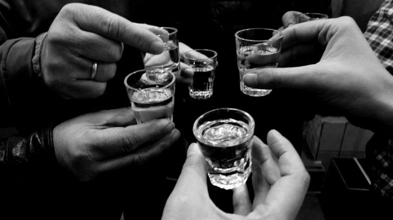 Γιορτή Τσίπουρου: “Ελάτε στην Πρωτόπαππα να αλλάξουμε καζάνια”