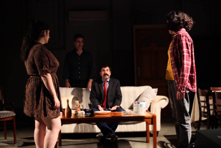 «170 Τετραγωνικά»: Η παράσταση-φαινόμενο τον Νοέμβριο στη Μελβούρνη