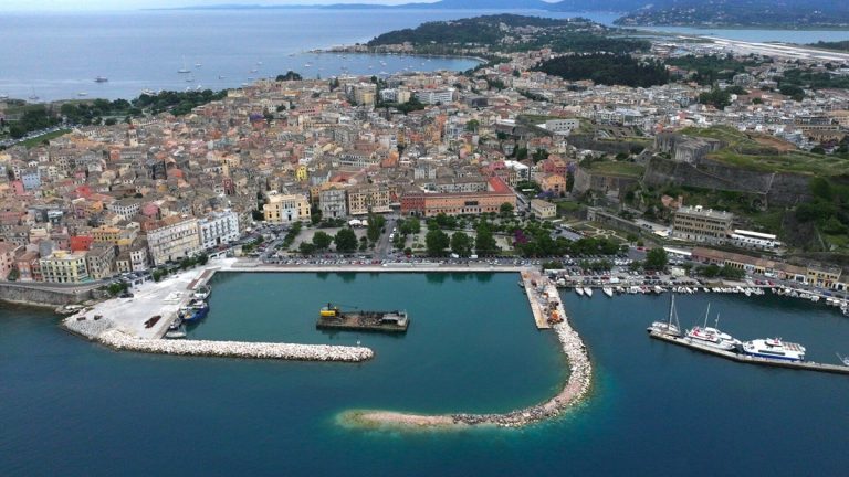 Κέρκυρα: Κατατέθηκε στην Βουλή το νομοσχέδιο για την μαρίνα “mega yacht”- Σ. Γκίκας: «Μεγάλη μέρα για την Κέρκυρα»