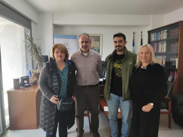 Στον Περιφερειακό Διευθυντή Εκπαίδευσης Πελοποννήσου οι Κοινωνικοί Λειτουργοί