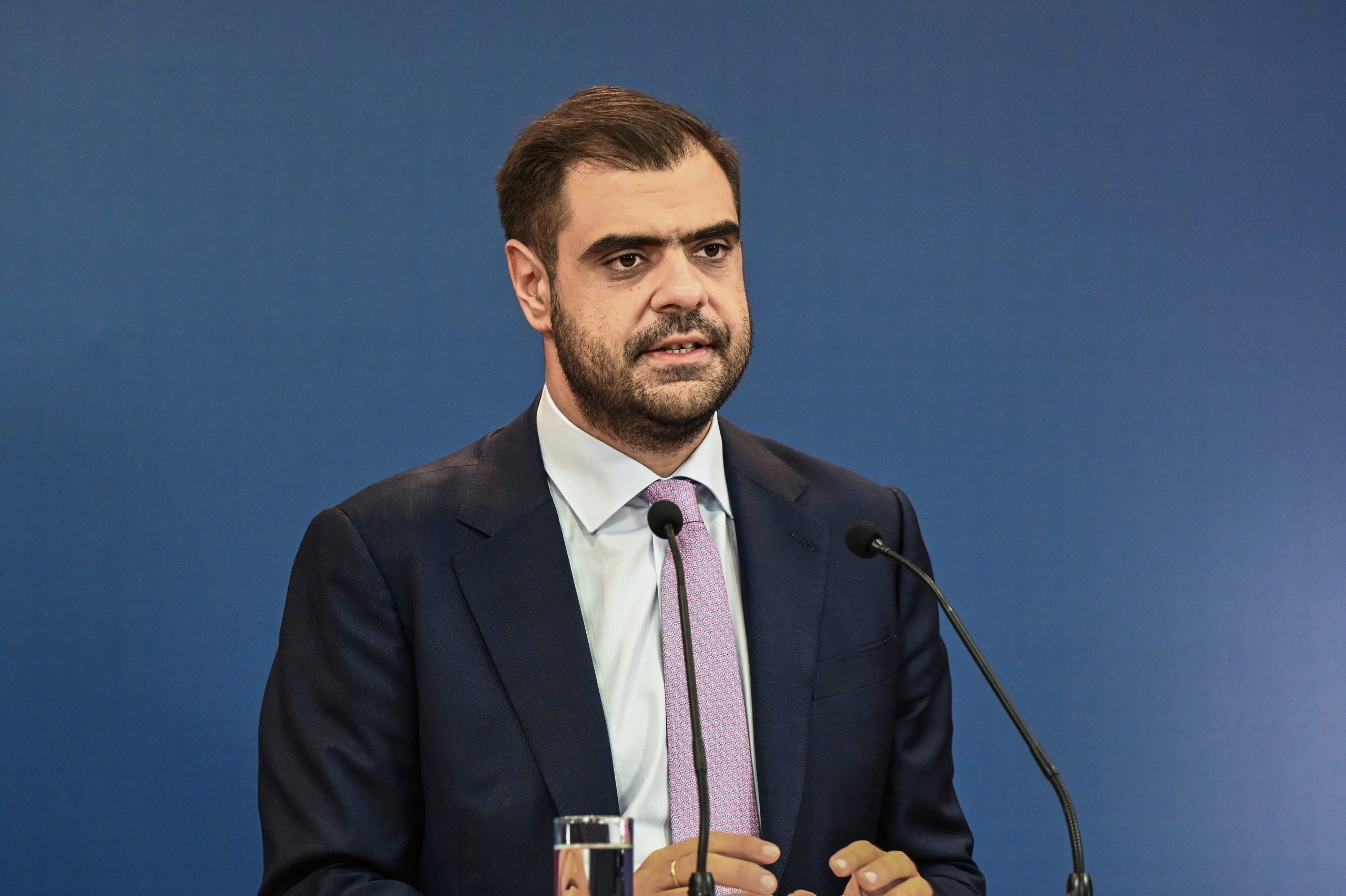 ΕΝΗΜΕΡΩΣΗ ΤΩΝ ΠΟΛΙΤΙΚΩΝ ΣΥΝΤΑΚΤΩΝ ΑΠΟ ΤΟΝ ΚΥΒΕΡΝΗΤΙΚΟ ΕΚΠΡΟΣΩΠΟ ΠΑΥΛΟ ΜΑΡΙΝΑΚΗ (ΔΗΜΗΤΡΑ ΚΟΥΤΡΑ/TOKLIK.GR/EUROKINISSI)