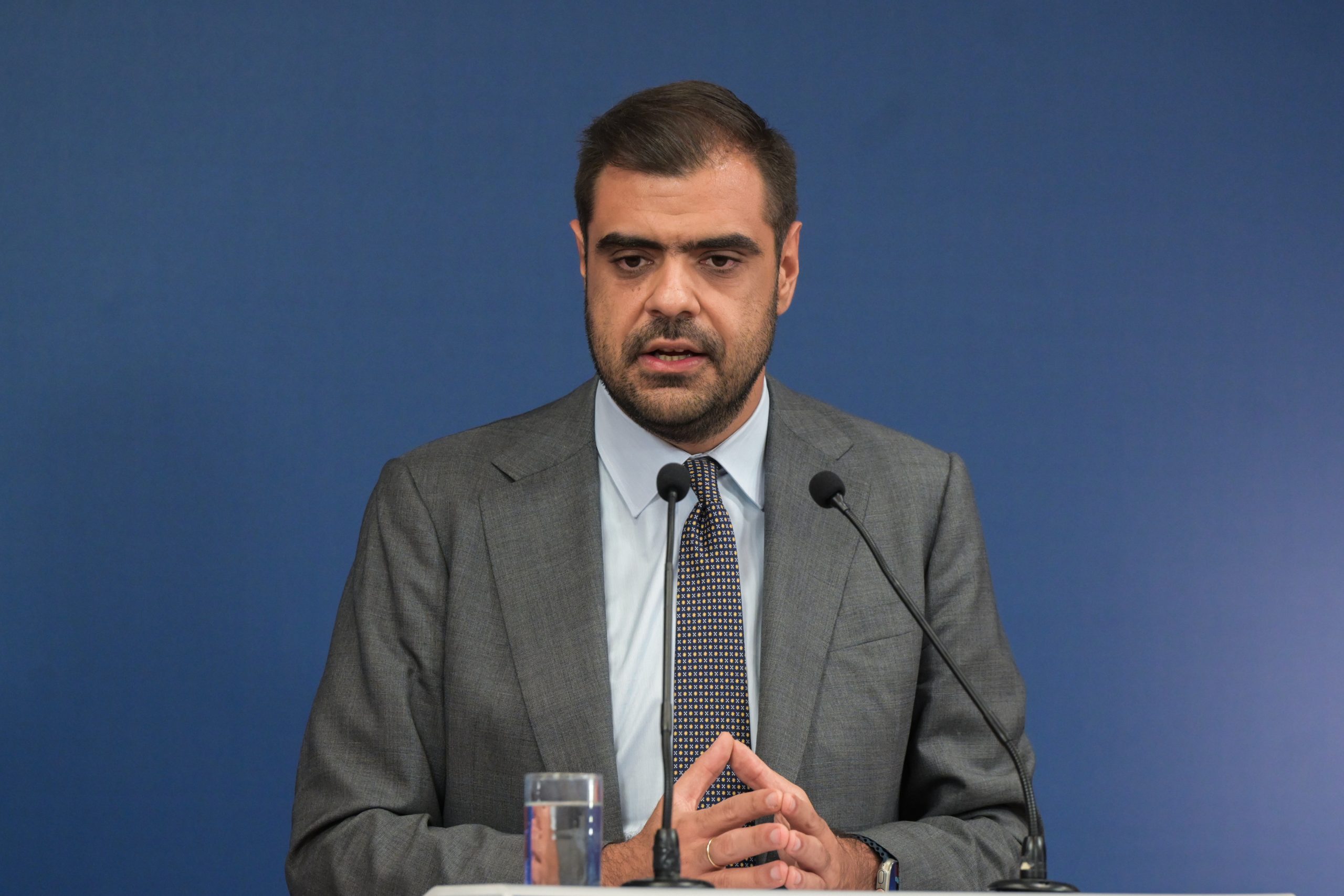 ΕΝΗΜΕΡΩΣΗ ΤΩΝ ΠOΛΙΤΙΚΩΝ ΣΥΝΤΑΚΤΩΝ ΑΠΟ ΤΟΝ ΚΥΒΕΡΝΗΤΙΚΟ ΕΚΠΡΟΣΩΠΟ ΠΑΥΛΟ ΜΑΡIΝΑΚΗ (ΔΗΜΗΤΡΑ ΚΟΥΤΡΑ/TOKLIK.GR/EUROKINISSI)