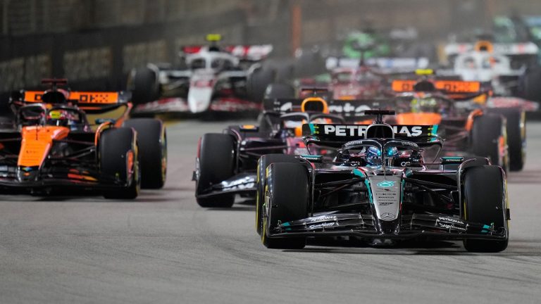 Formula 1: Ο Ράσελ πήρε τη νίκη – Η McLaren τον τίτλο στη Σιγκαπούρη