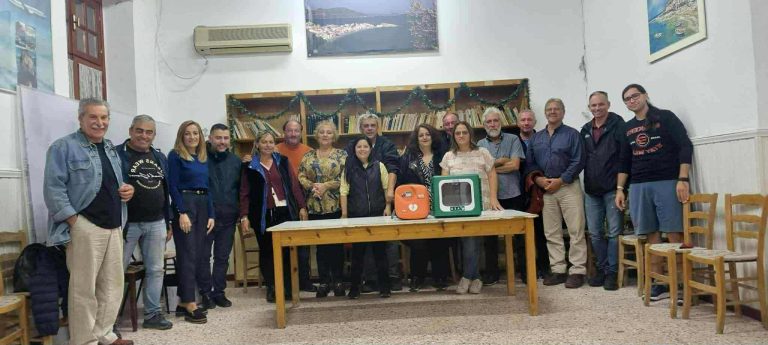 Δήμος Ανατολικής Σάμου: Συνεχίζει την προσπάθεια να τοποθετήσει απινιδωτές σε όλα τα χωριά