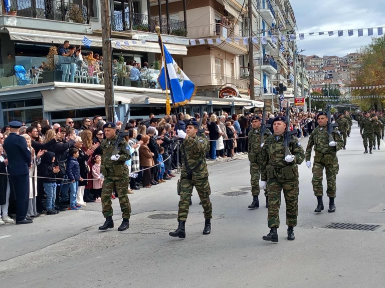 Λαμπρός ο εορτασμός της 28ης Οκτωβρίου στην Καστοριά