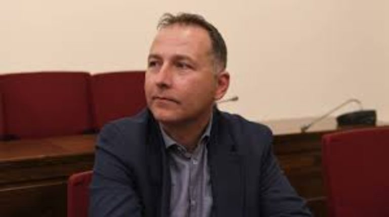 Άρση ασυλίας του βουλευτή Β.Μεταξά για επεισόδιο κατά τη διάρκεια αγροτικών κινητοποιήσεων